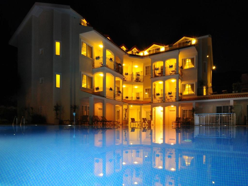 Sea Breeze Hotel&Apartments Ölüdeniz Buitenkant foto