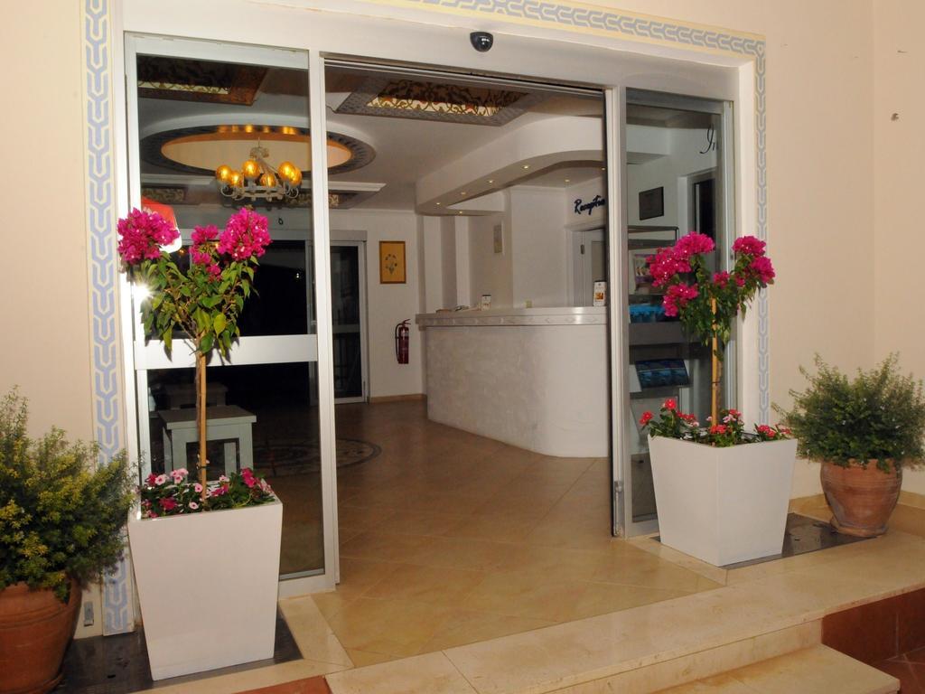 Sea Breeze Hotel&Apartments Ölüdeniz Buitenkant foto